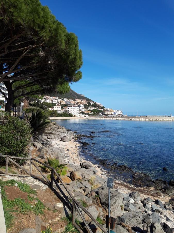 Appartamento Millelire Cala Gonone Exteriör bild